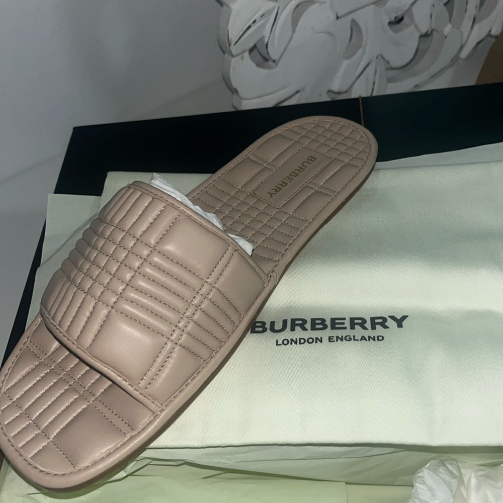 Burberry slides - Picture 3 of 3